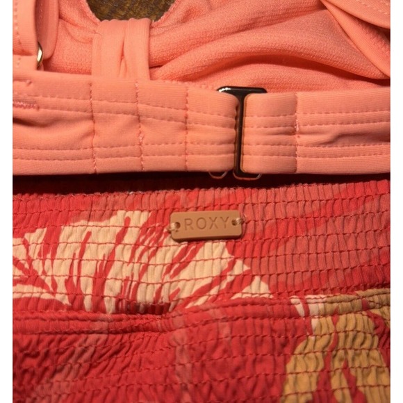 ROXY Bikini Bottoms Smocked Hibiscus Print/ Express Top Size Small Mismatch Set - Picture 8 of 11